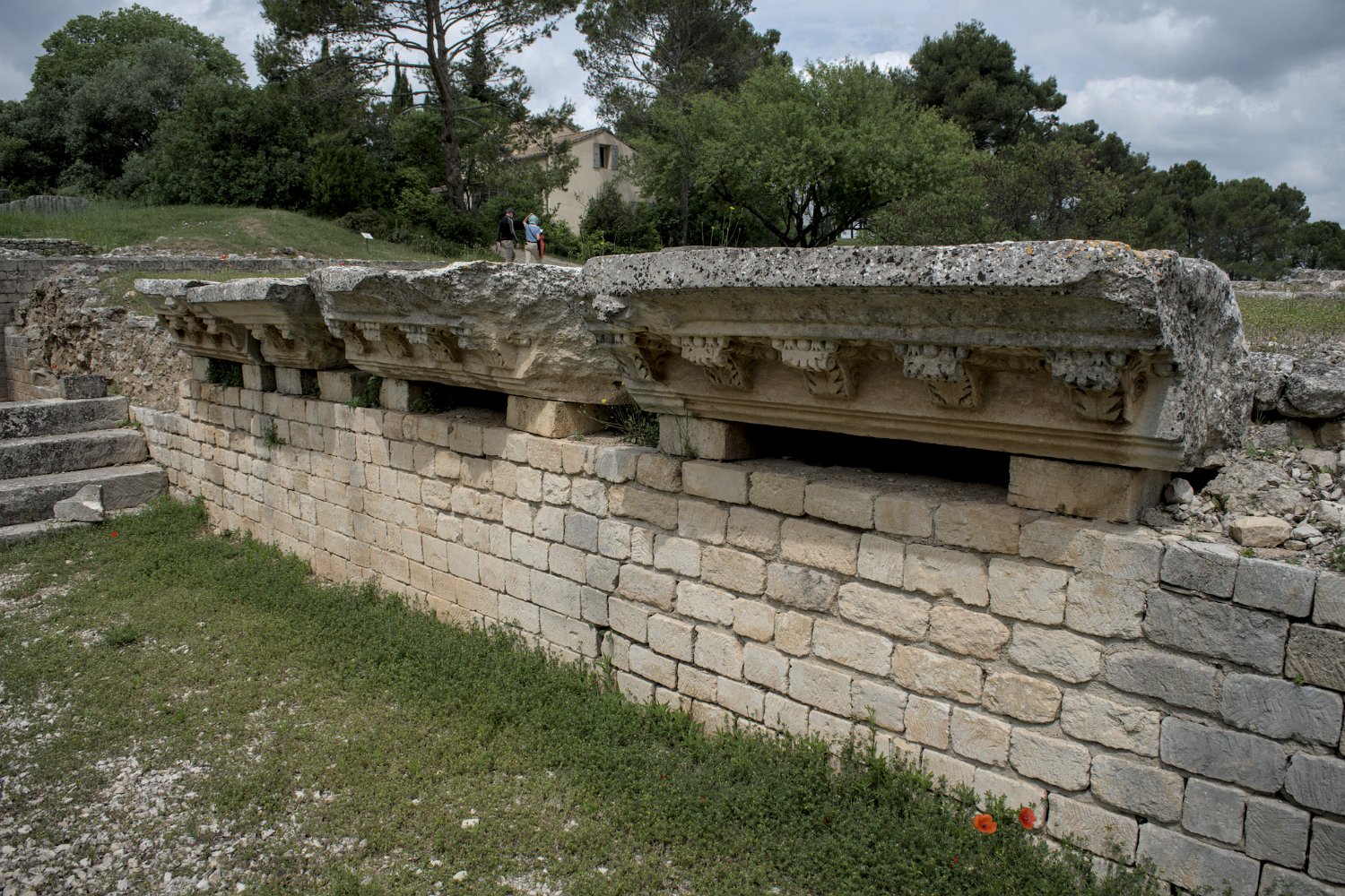 Eléments de corniche