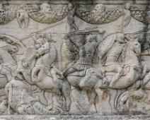 Bas relief du mausolée  face ouest - Scène de combat lors de la bataille de Zéla
