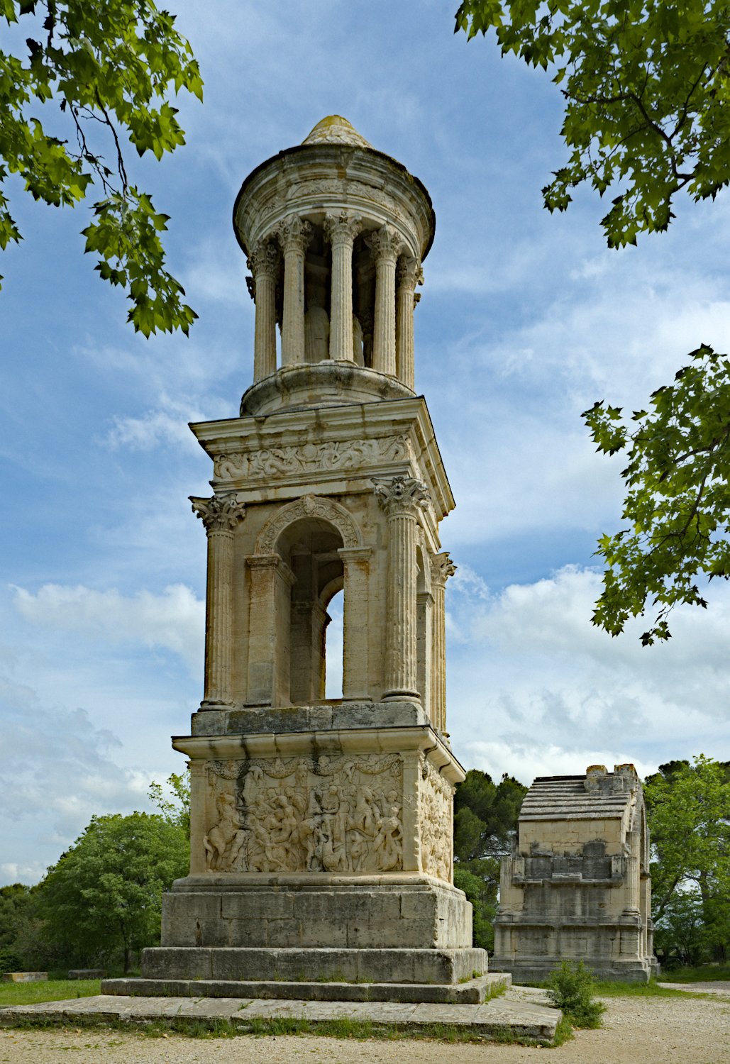 Les Antiques - Mausolée